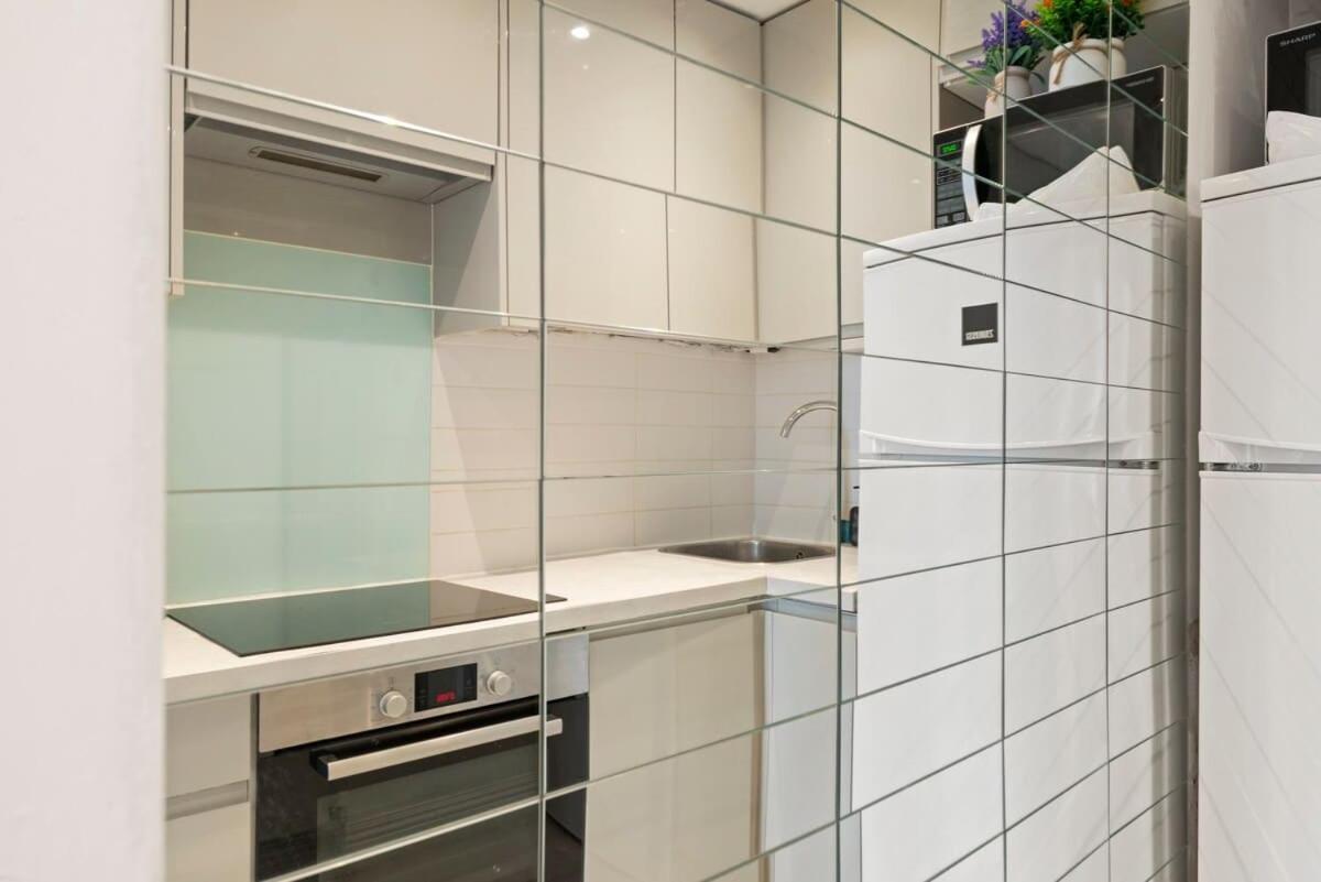 Sg, Classic Knightsbridge Loft Apartment Londýn Exteriér fotografie